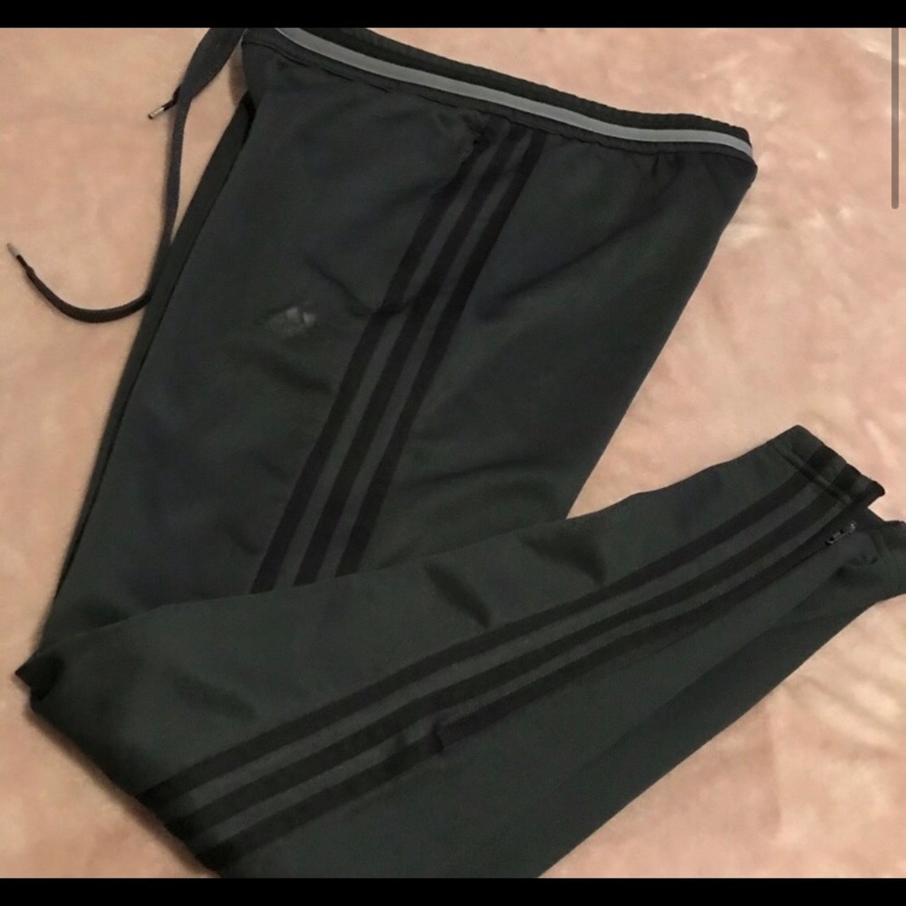 Adidas sweatpants